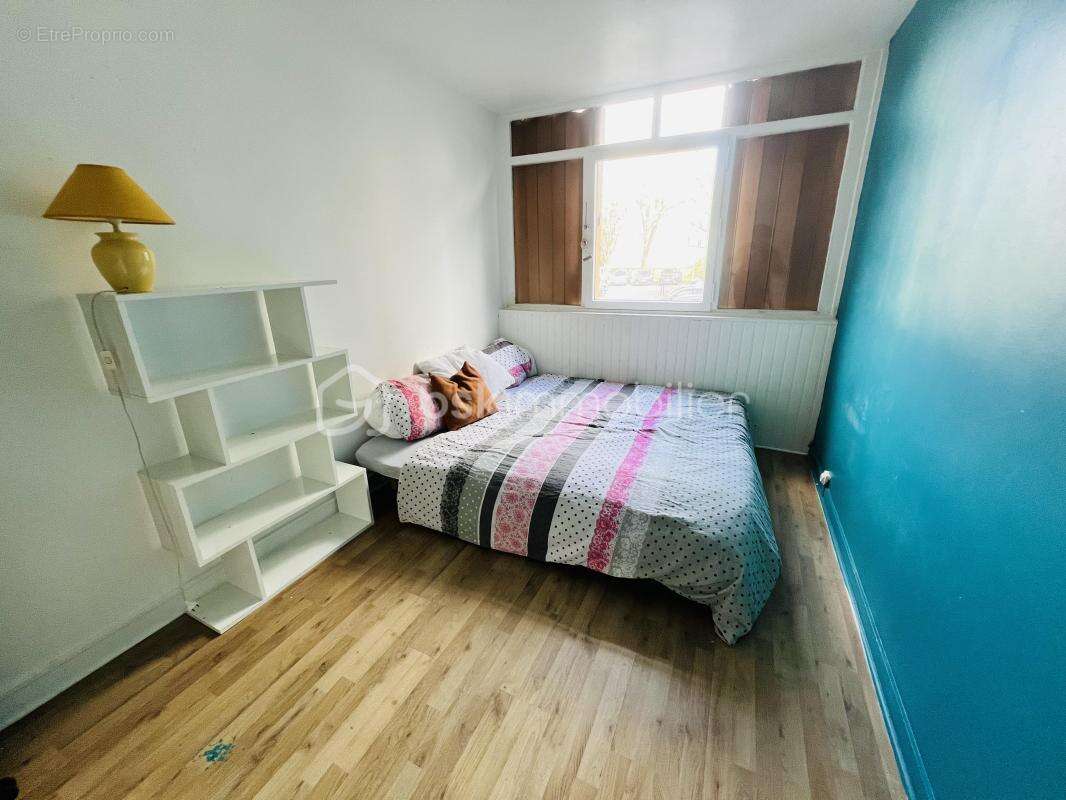 Appartement à L'HAY-LES-ROSES