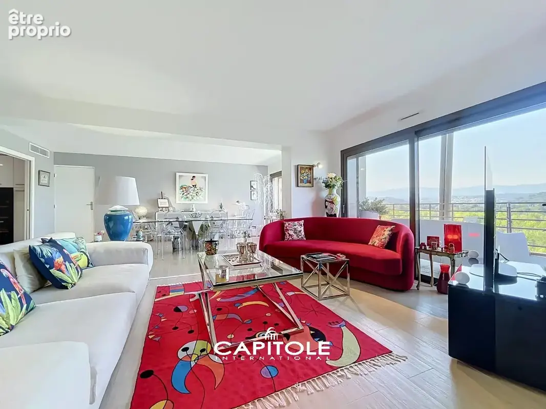 Antibes – Appartement d’exception 4 pièces de 159 m² en dernier étage – Vue mer et montagnes – Grande terrasse – Piscine – Doubl - photo 4