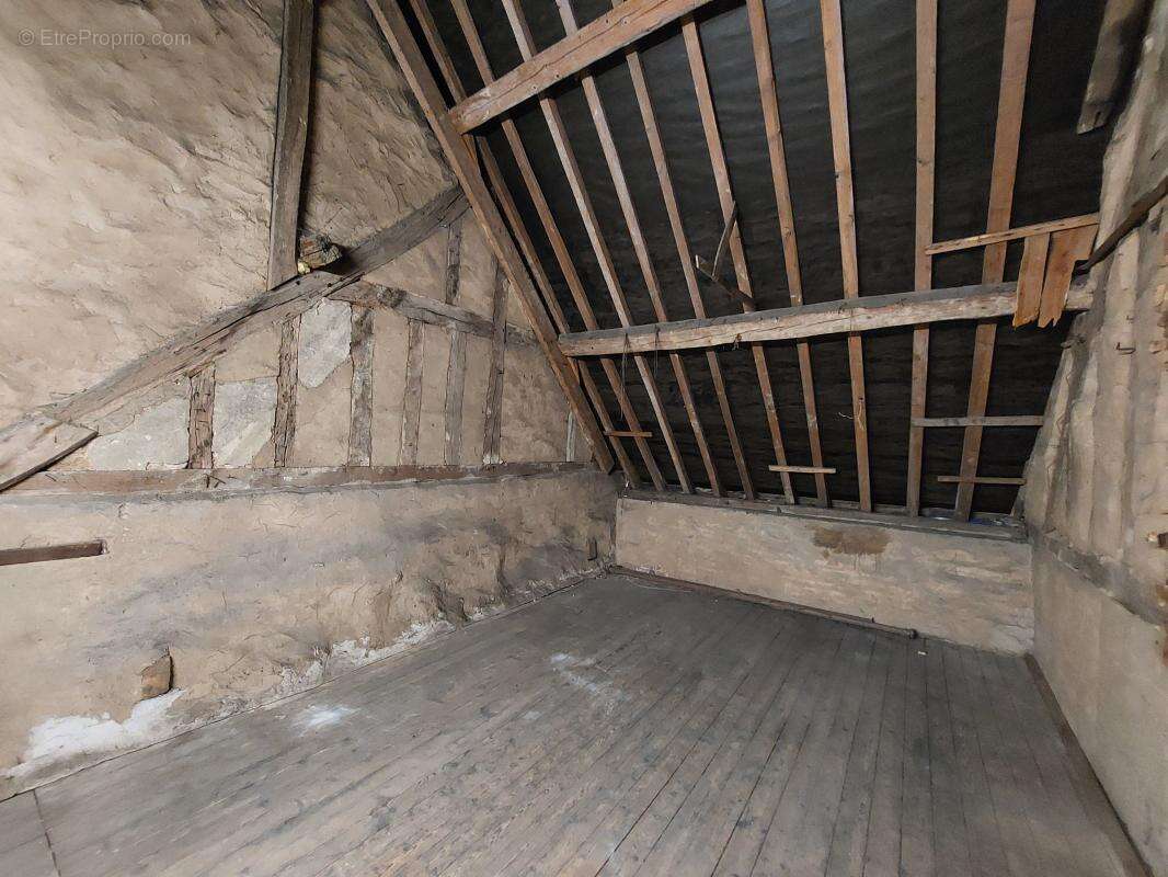 Maison à BRETEUIL