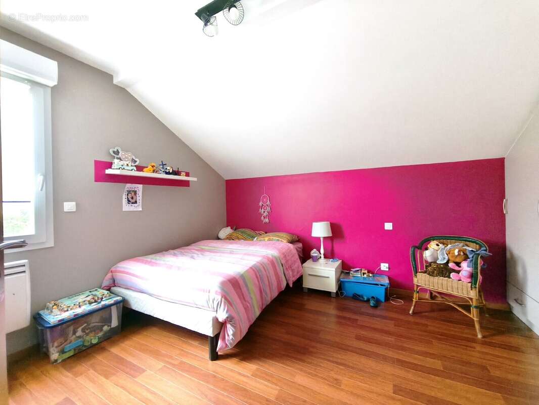Maison à NOMENY