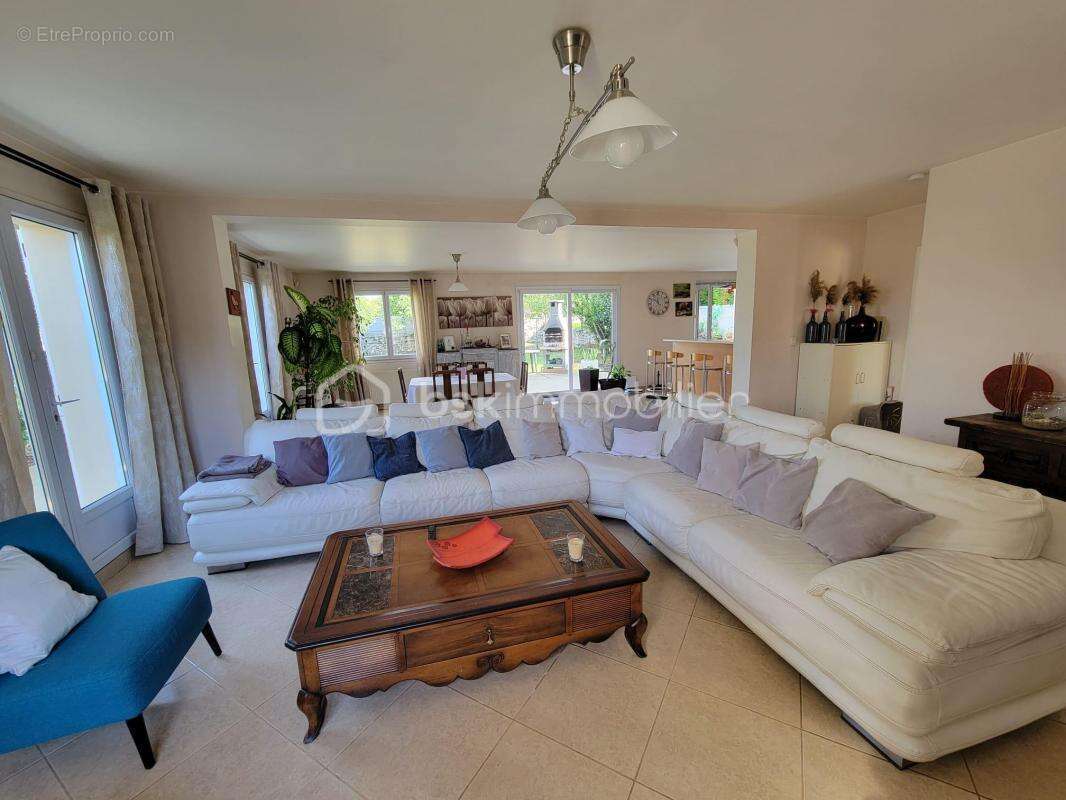 Maison à MAREUIL-LES-MEAUX