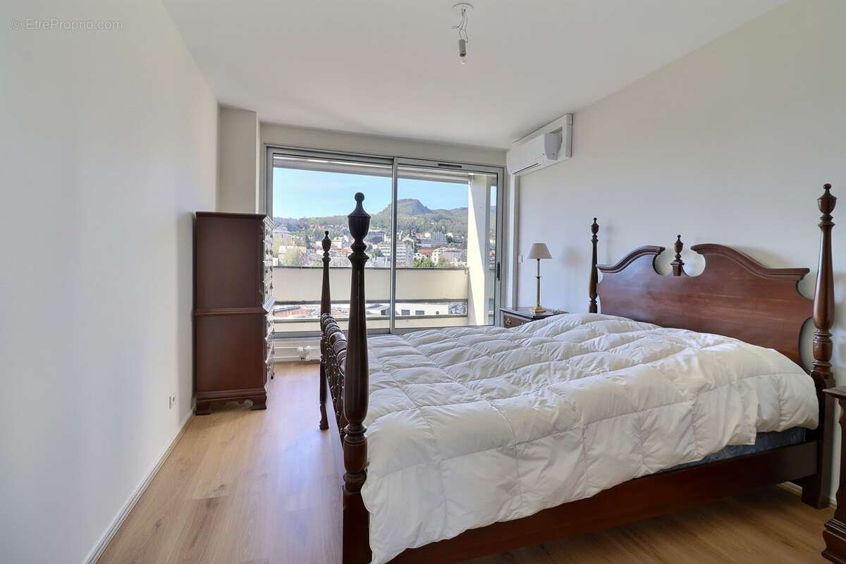 Appartement à CHAMALIERES