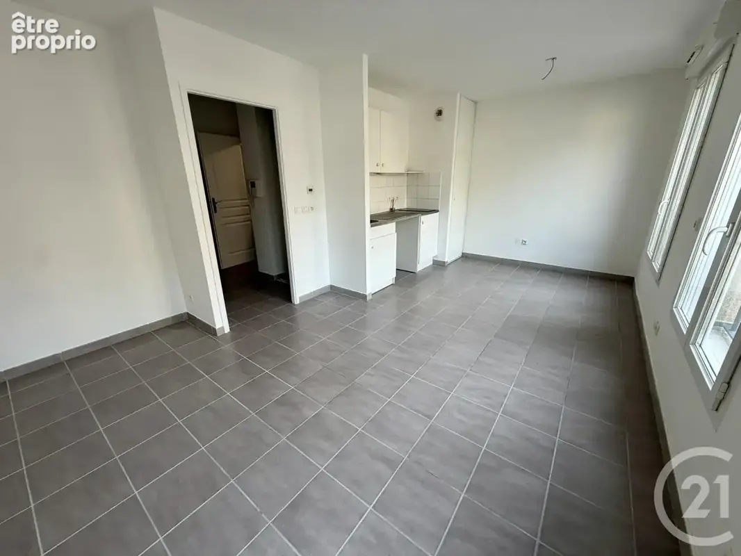 Appartement 1 pièce 26 m² à vendre à Dammartin-En-Goele (77230) - photo 4