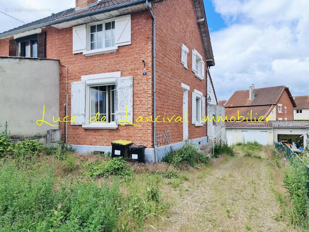 Photo 1 - Maison à SAINT-GOBAIN
