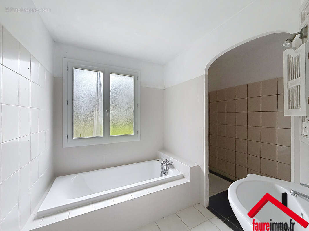 Maison à Voutezac en Corrèze - photo 5