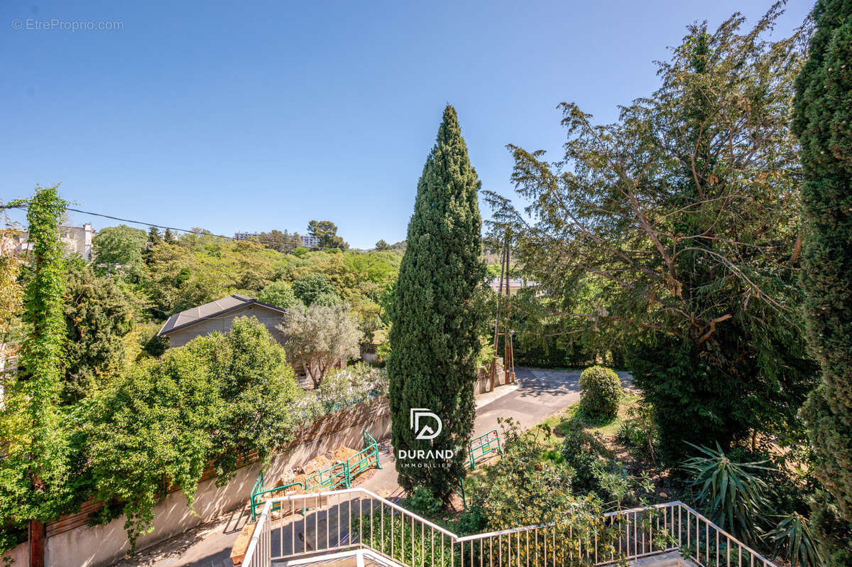 Appartement à MARSEILLE-9E