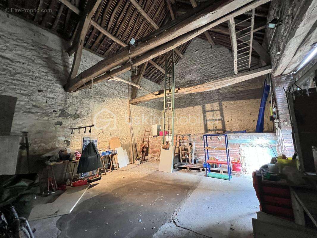 Maison à ESNON