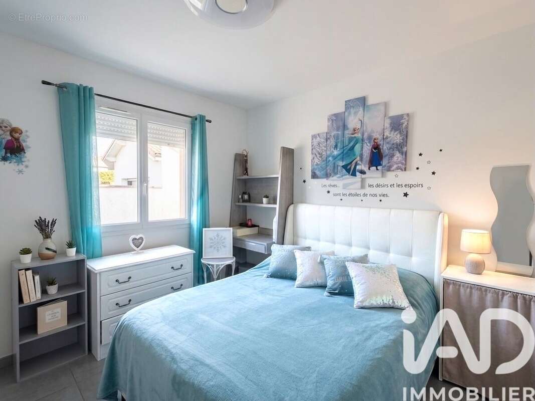 Photo 6 - Maison à VEAUCHE