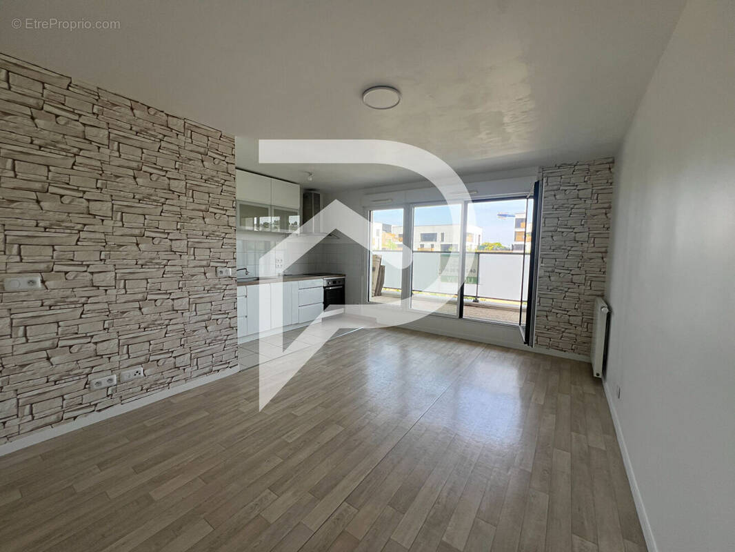 Appartement à SAINT-CYR-L'ECOLE