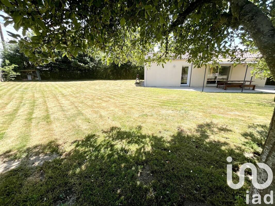 Photo 1 - Maison à BEAUFOU