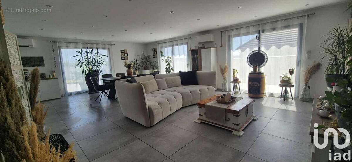 Photo 3 - Maison à COURTOIS-SUR-YONNE