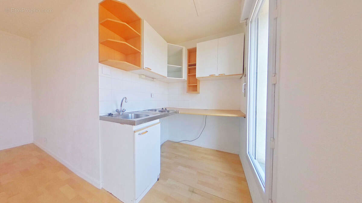 Jules Verne - Apt T2 avec terrasse exceptionnelle et potentiel duplex + Box - photo 6