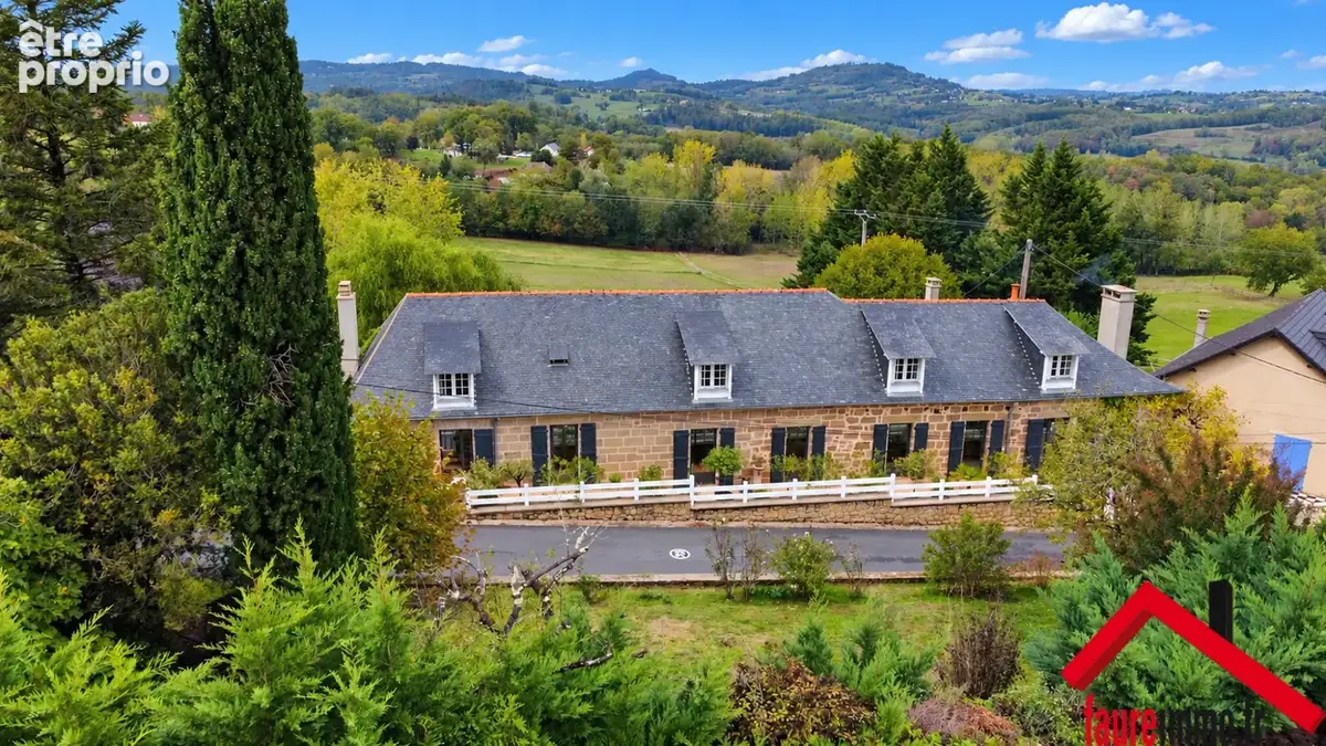 Maison à BRIGNAC-LA-PLAINE