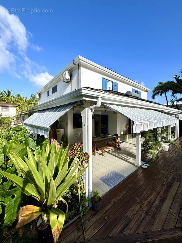 Maison à LE GOSIER