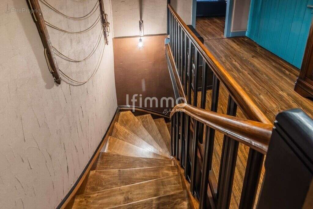 Chaleureuse Maison, dotée de belles dépendances proche de Morhan - photo 5