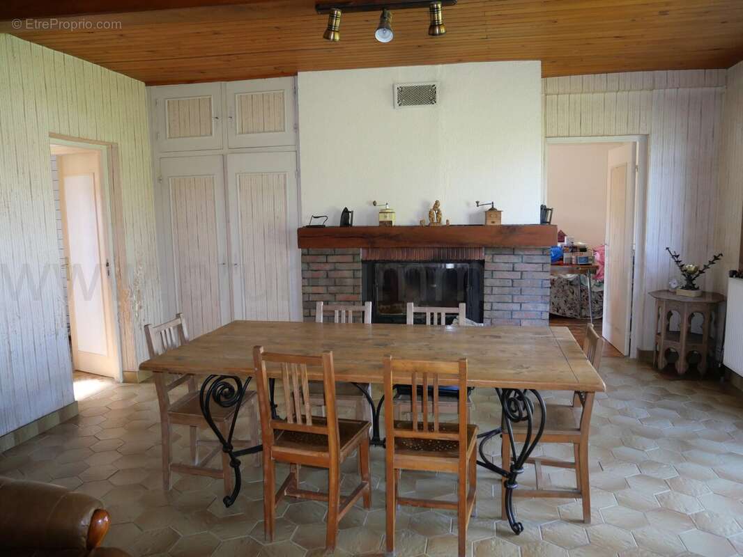 Maison à SAILLY-FLIBEAUCOURT