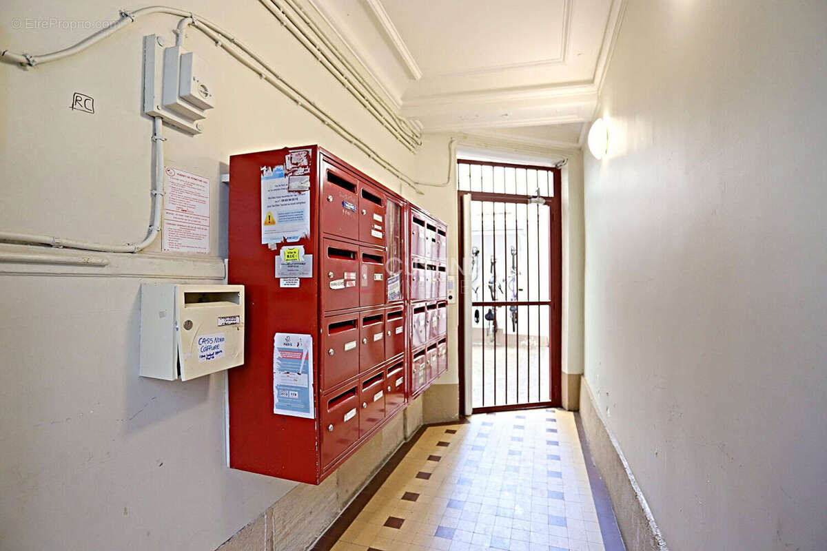 Appartement à PARIS-18E