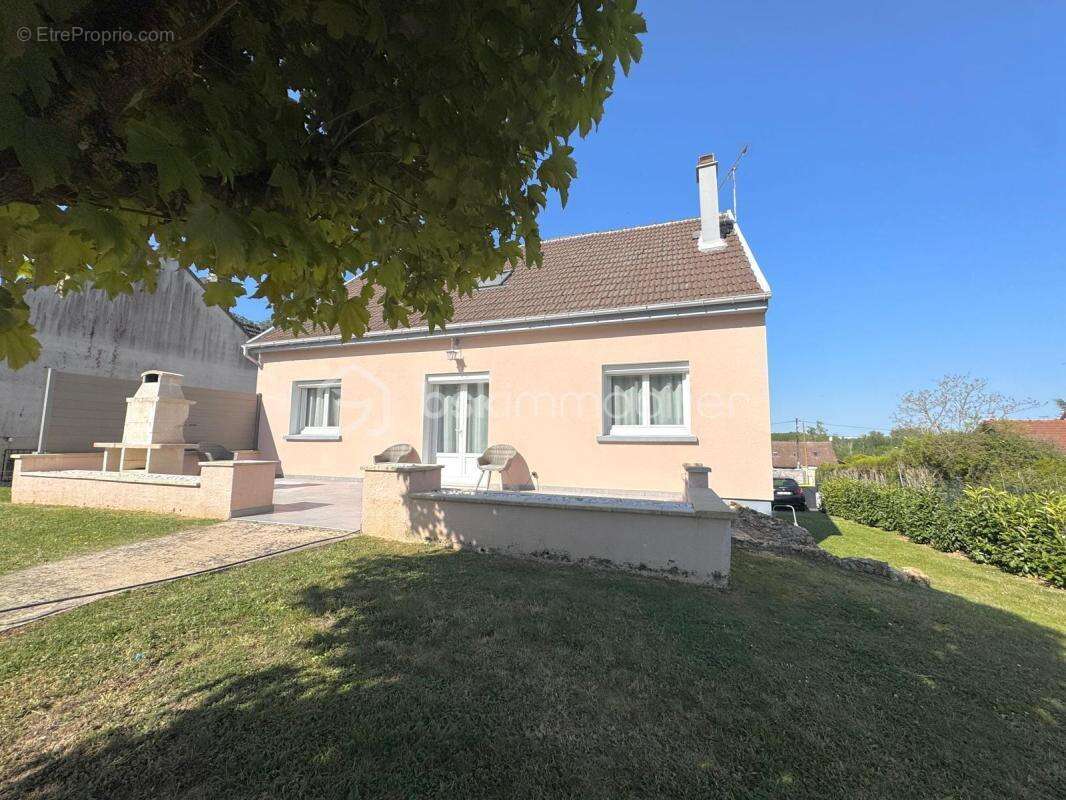 Maison à COULOMMIERS