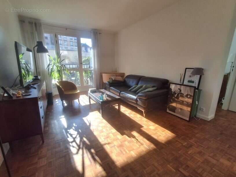 Appartement à FONTENAY-SOUS-BOIS