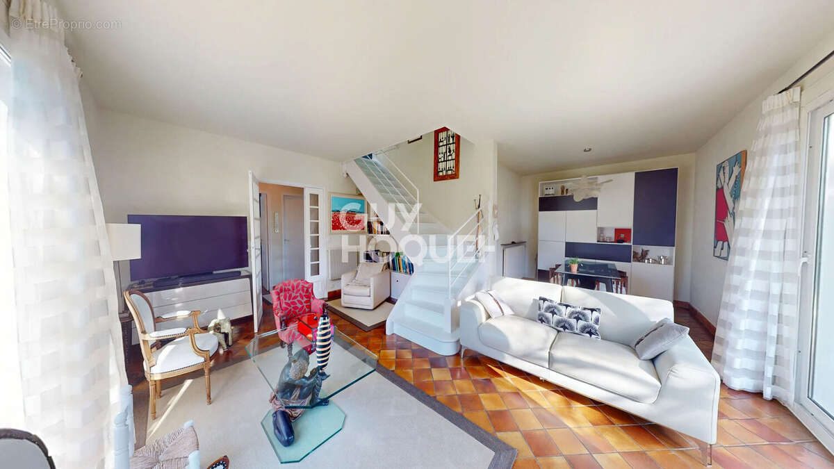 Maison SAINT JEAN DE LUZ 7 Pièces 171 m² - photo 4