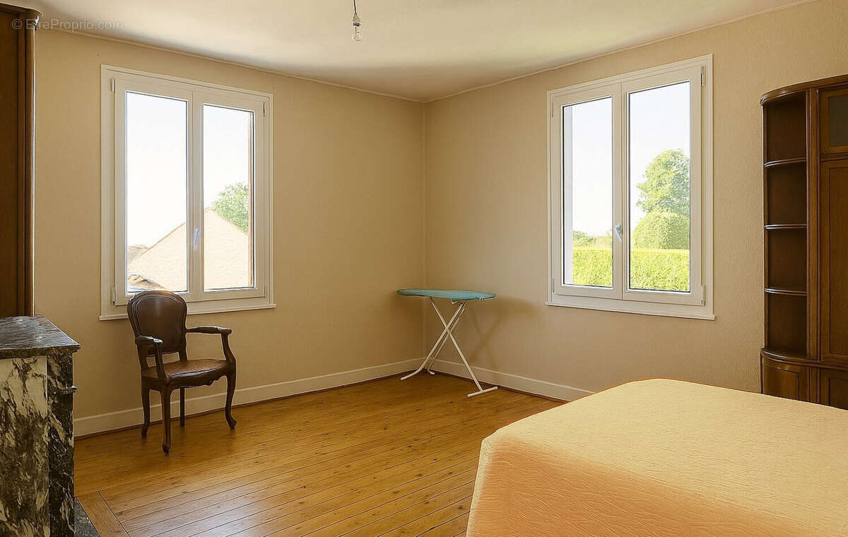 Maison à BRAGNY-SUR-SAONE