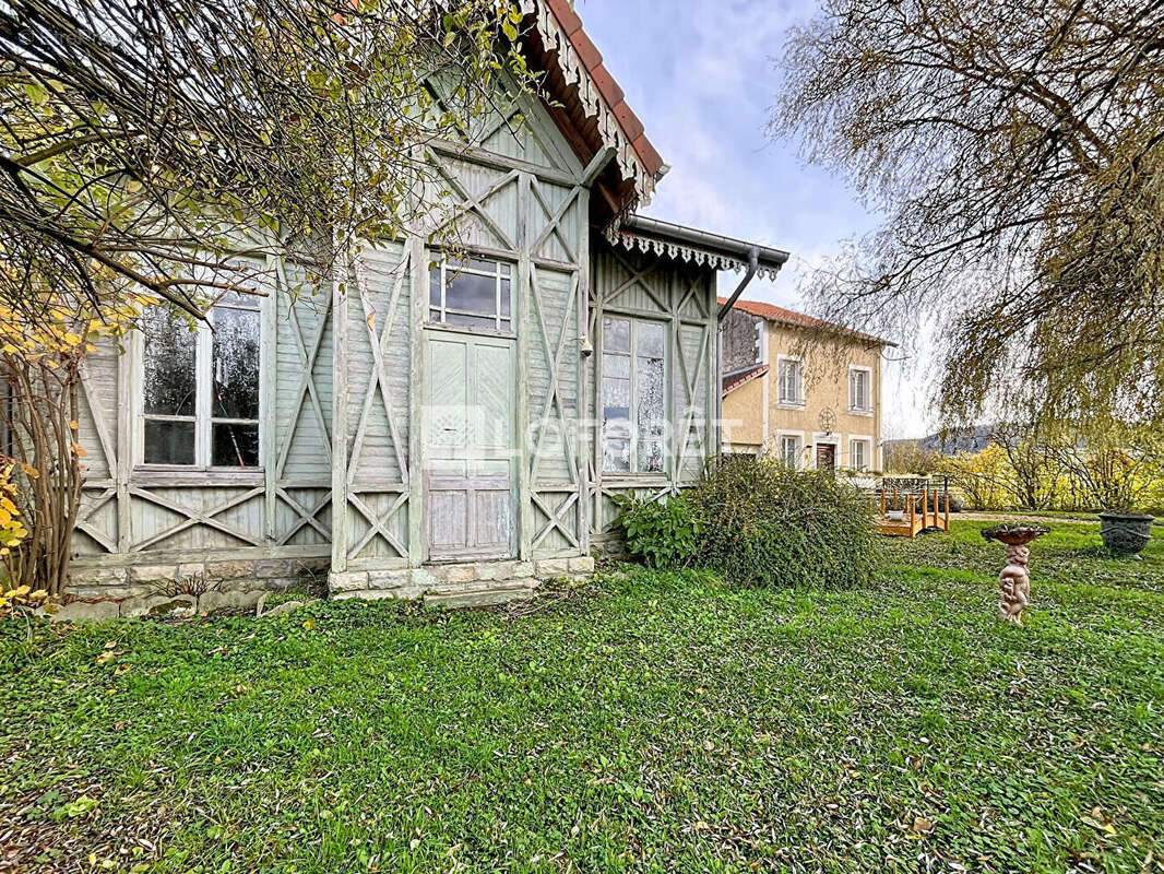 Maison à MAXEY-SUR-MEUSE