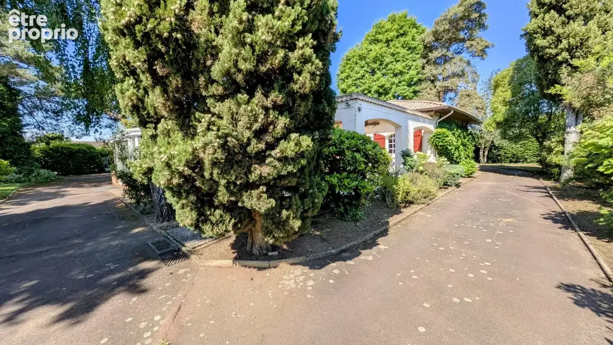 Maison de plain-pied 164 m2, 4 chambres, 2 garages - photo 10
