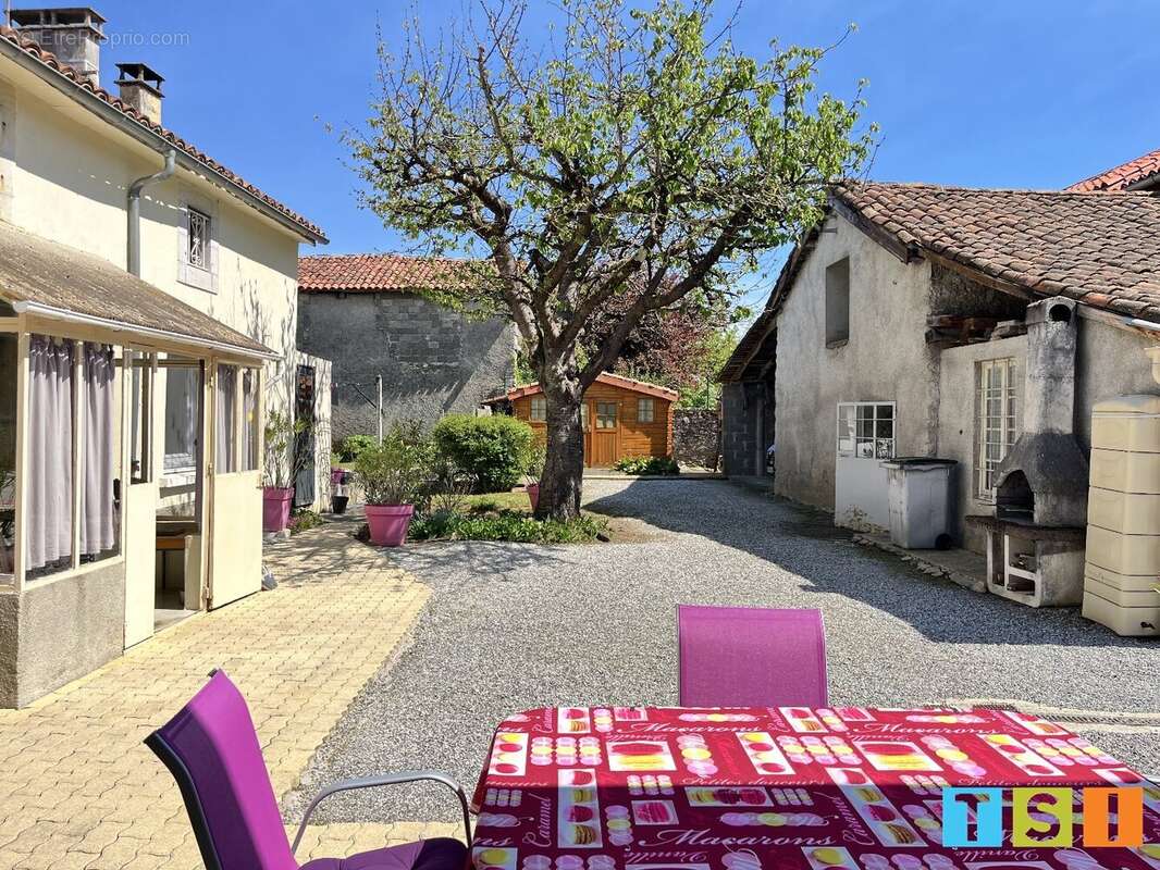 Maison à GOURDAN-POLIGNAN