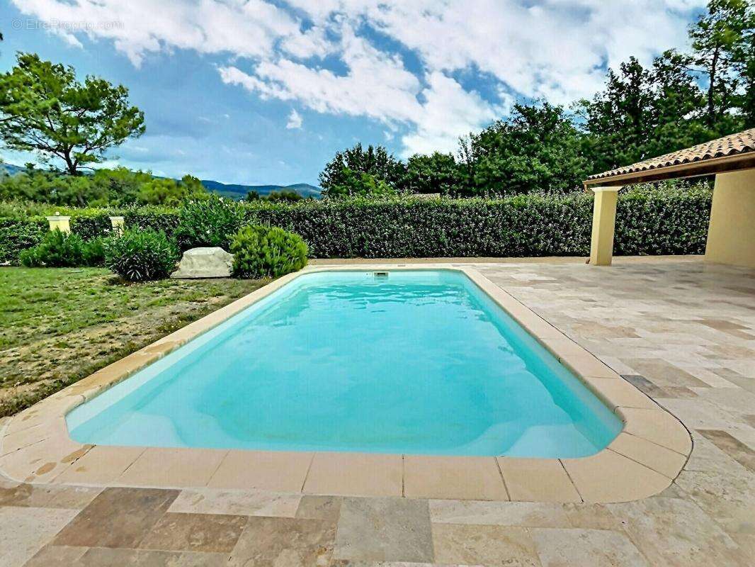 Villa  4 pièce(s) de plain-pied 135 m2 AVEC GARAGE ET PISCINE - photo 14