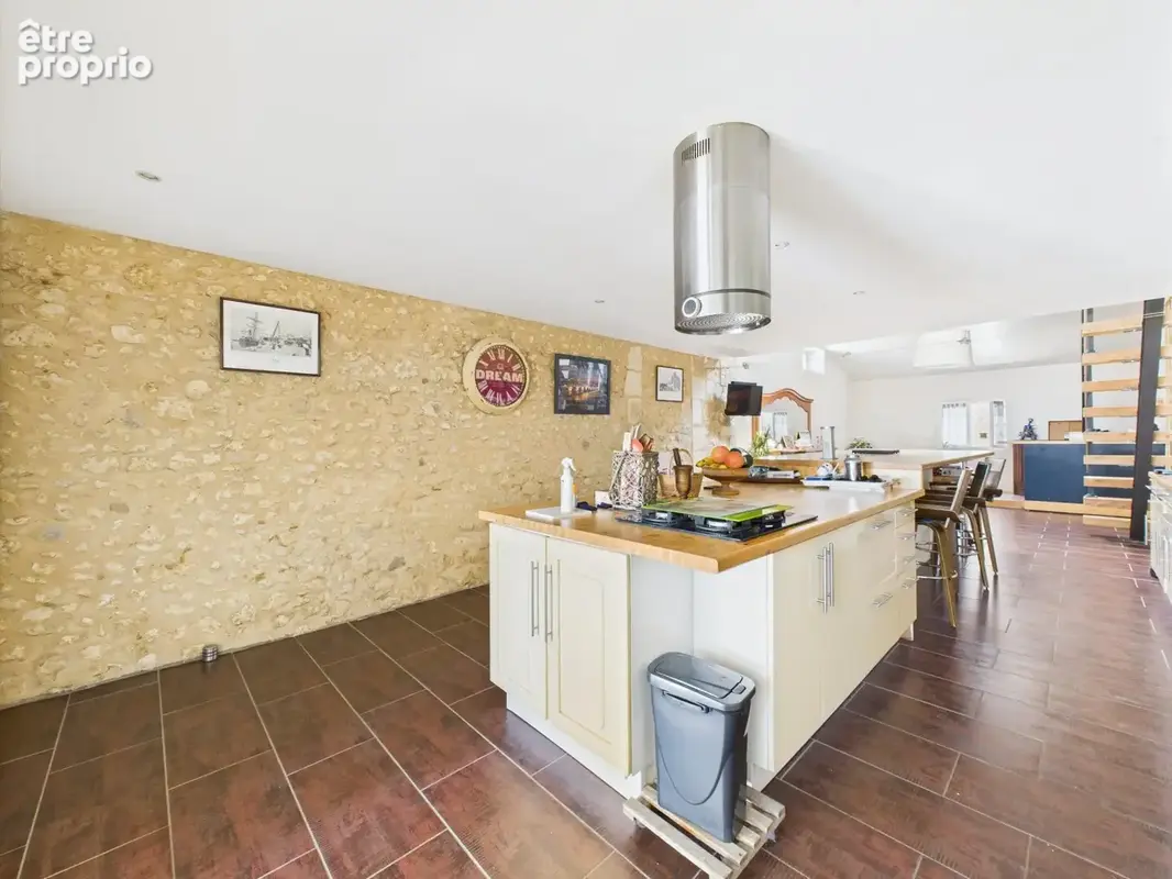 Photo 1 - Maison à MONTGUYON