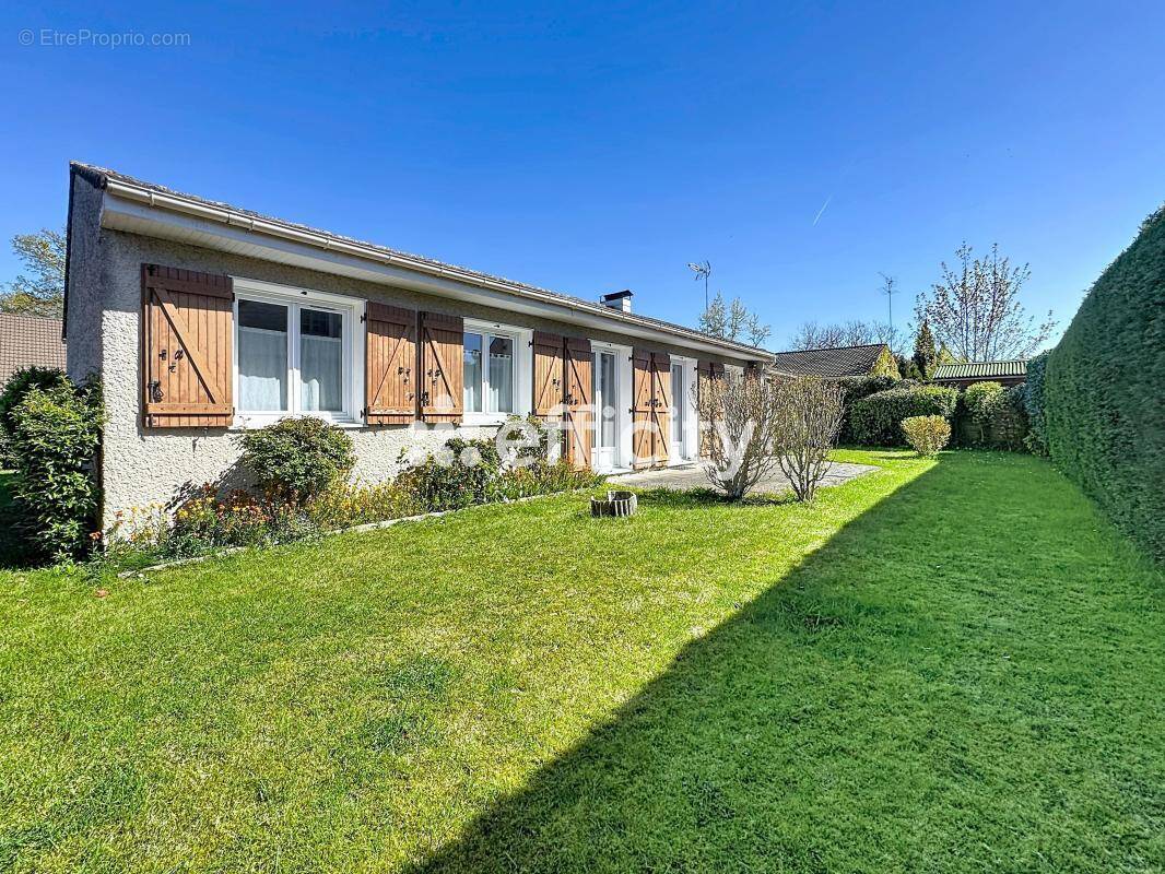 Maison à ROISSY-EN-BRIE
