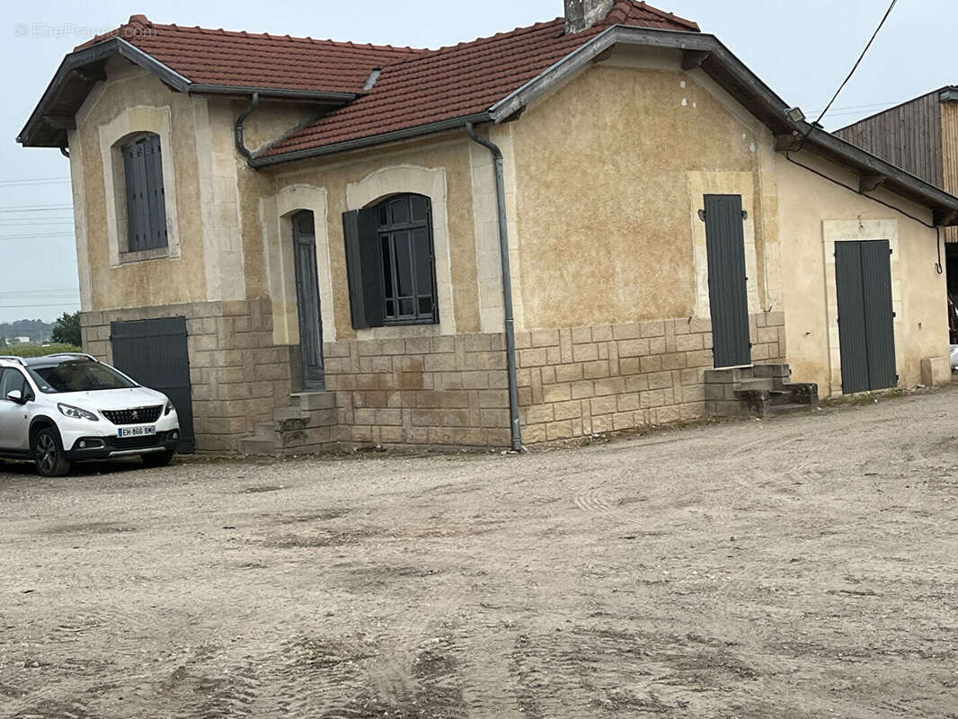 Autre à SAINT-EMILION