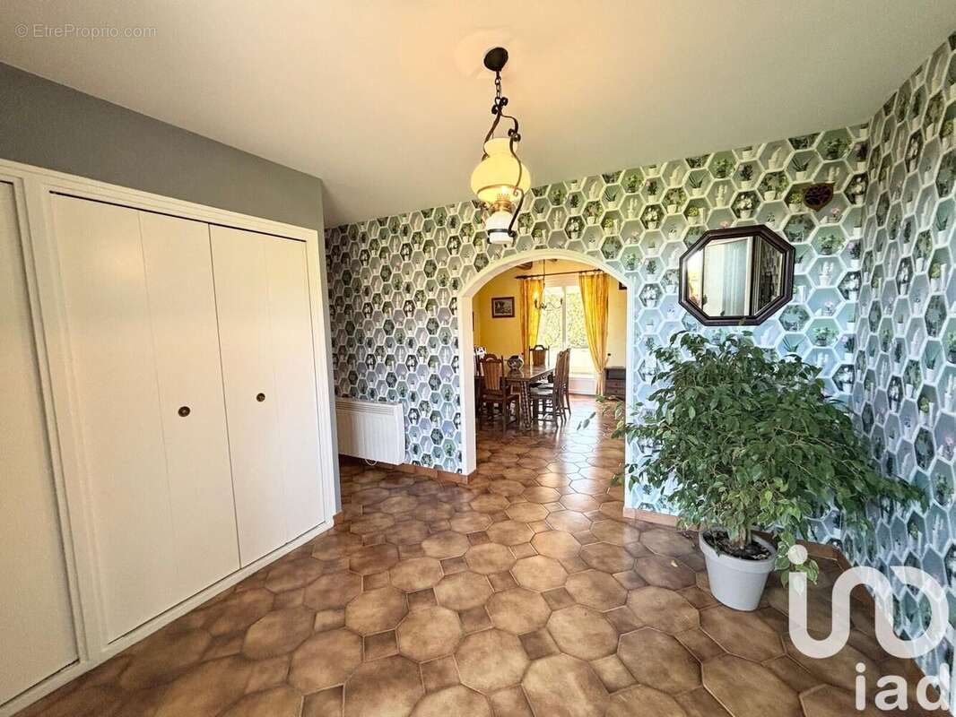 Photo 3 - Maison à LE VAL-D'ESNOMS