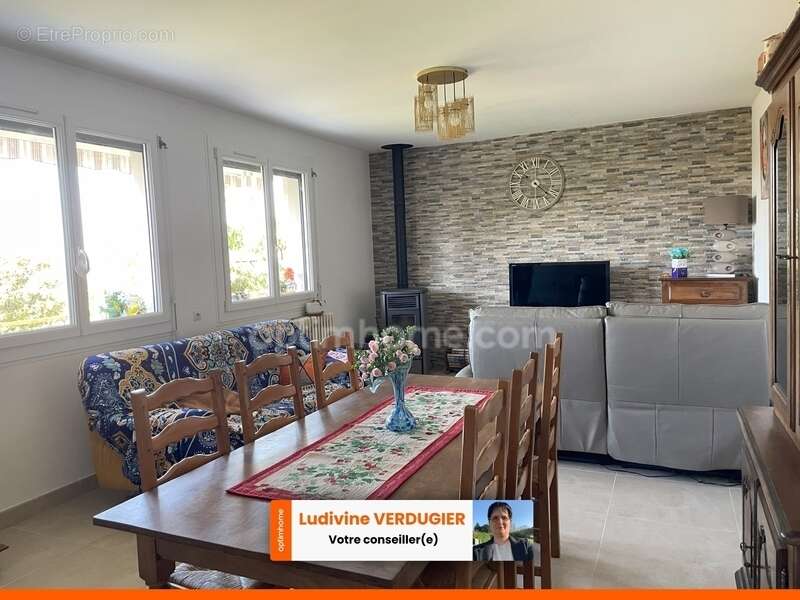 Maison à SAINT-COLOMB-DE-LAUZUN