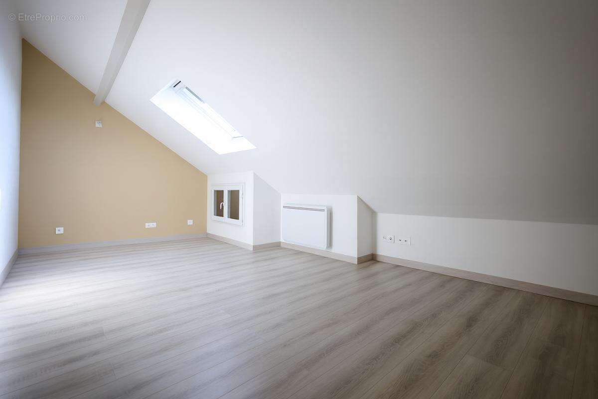 Maison à HARDRICOURT