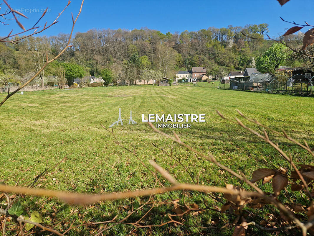 Terrain à LILLEBONNE