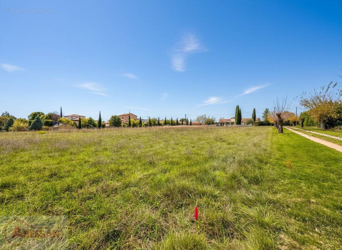 Terrain à SAINT-CHRISTOL-LES-ALES
