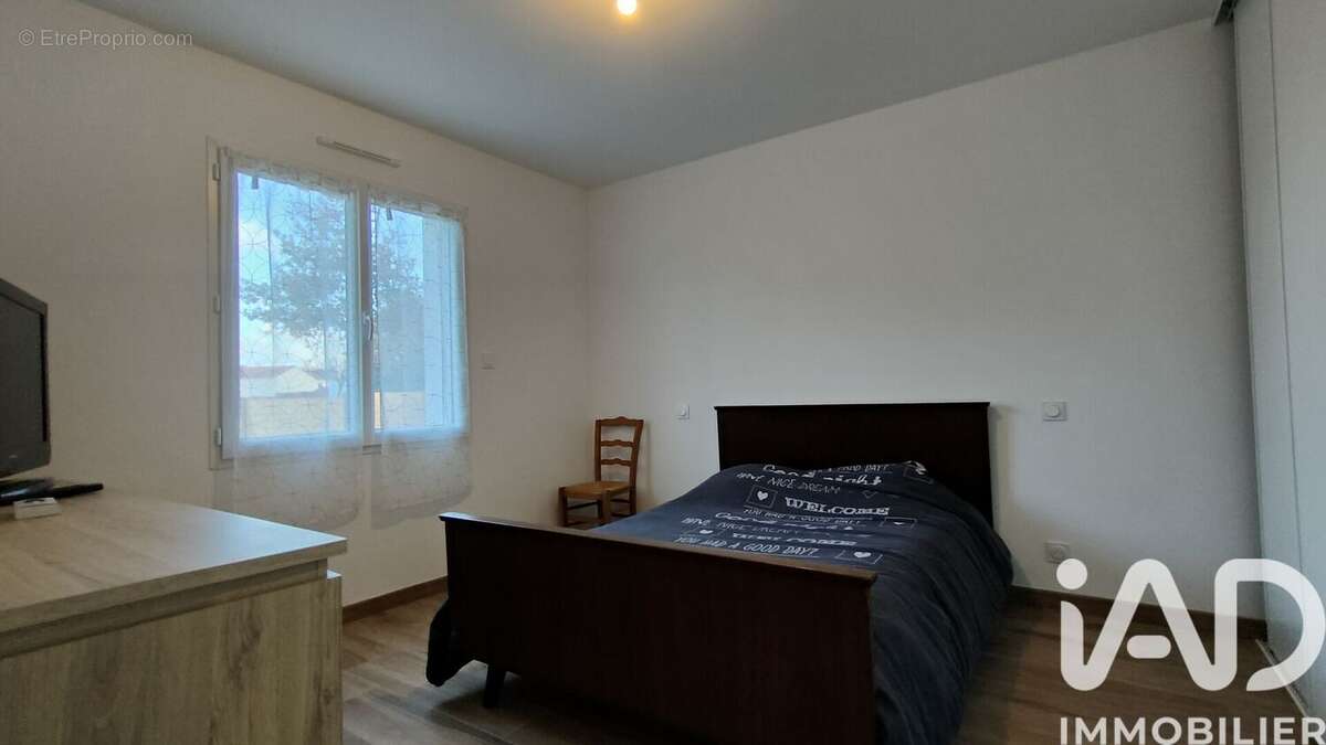 Photo 7 - Maison à LA CHAPELLE-HERMIER