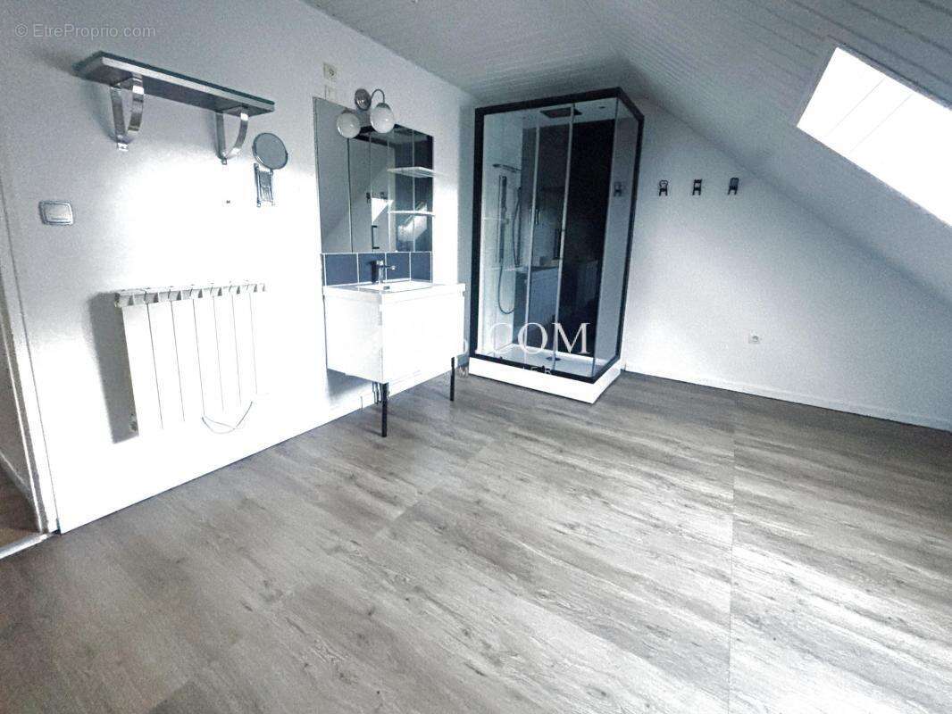 Maison à TOURS-EN-VIMEU