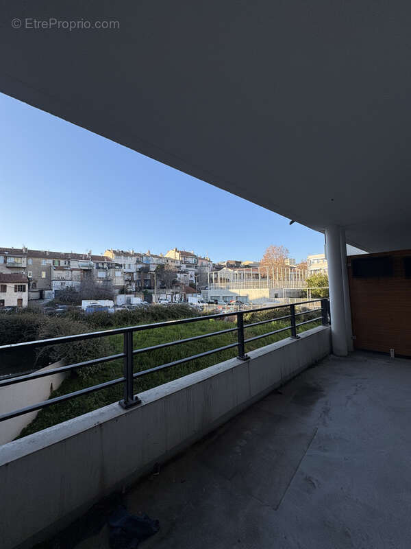 Appartement à MARSEILLE-15E
