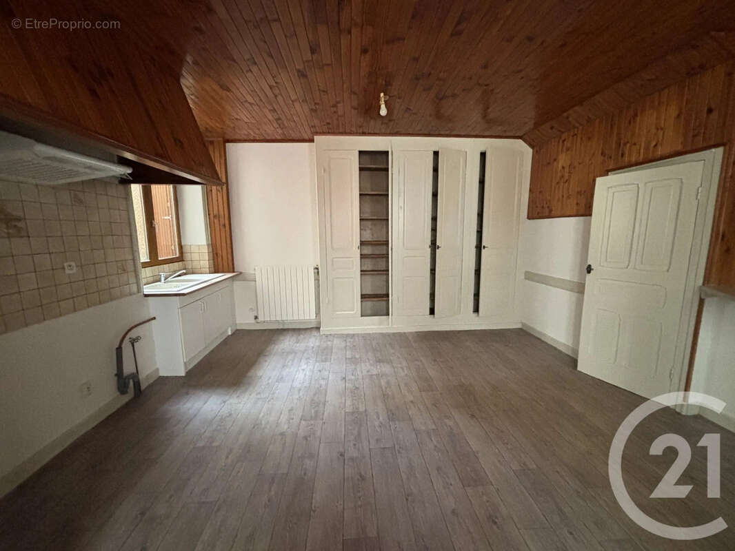 Maison à LALOUVESC