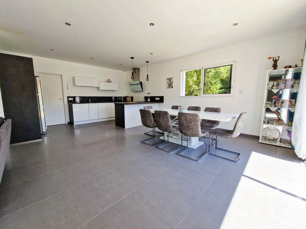 Maison 146 m² à Poiroux  - photo 5