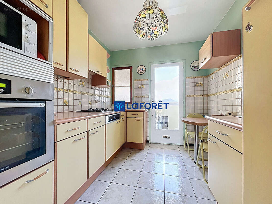 Appartement à CARQUEIRANNE