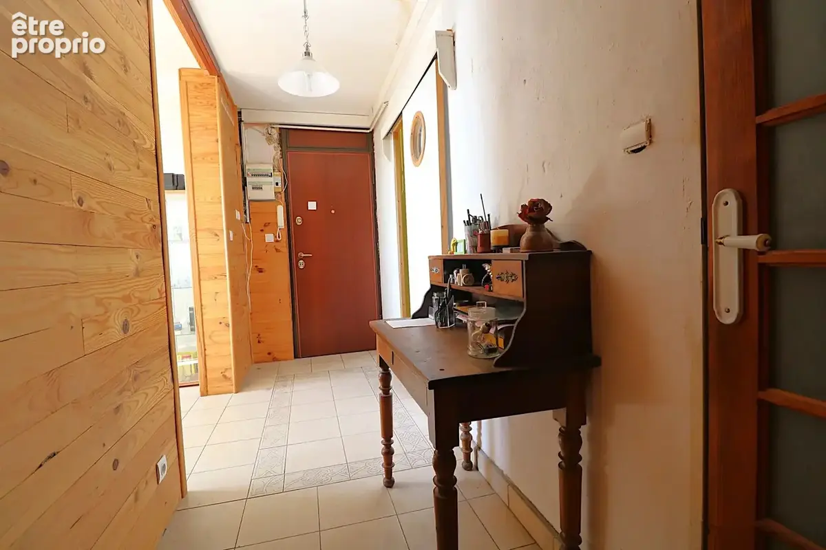Appartement T5 avec garage et cave - photo 3