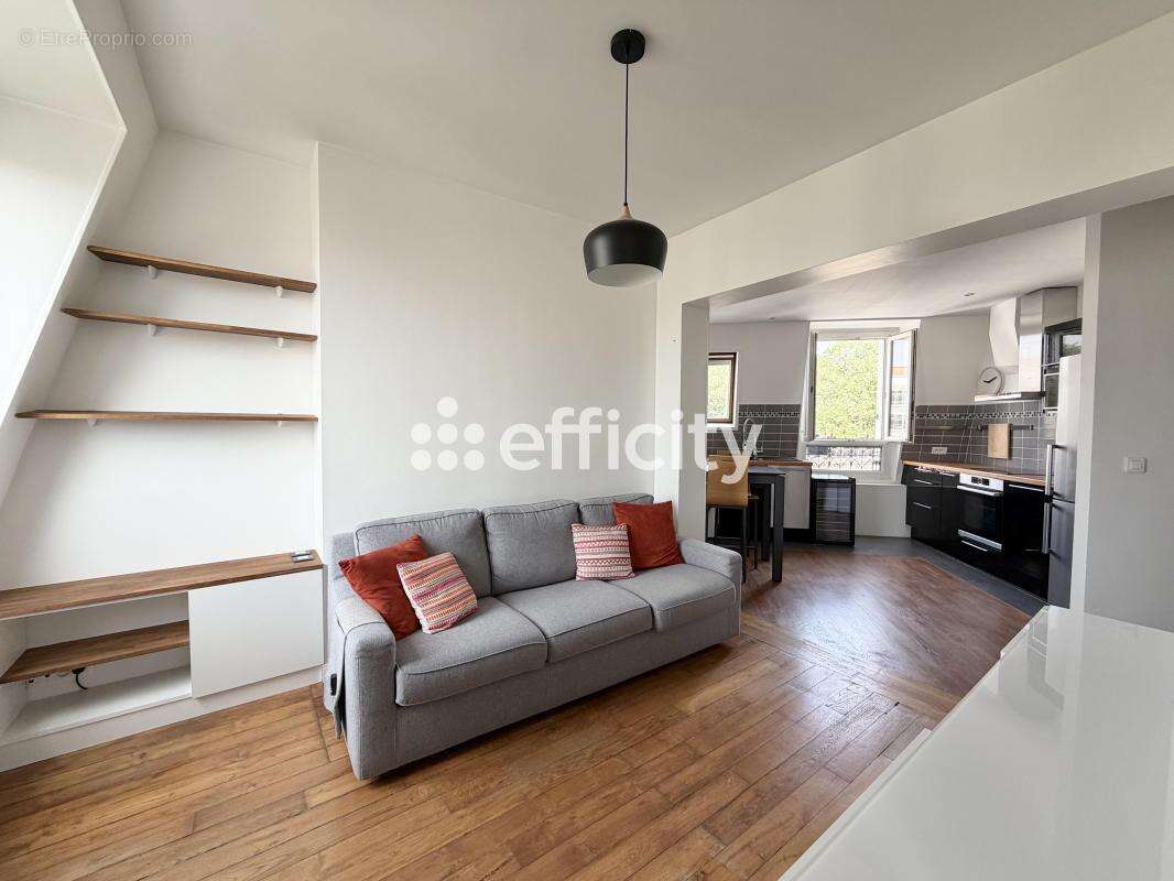 Appartement à PARIS-20E