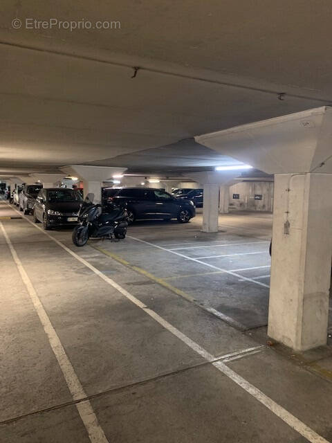 Parking à BOULOGNE-BILLANCOURT