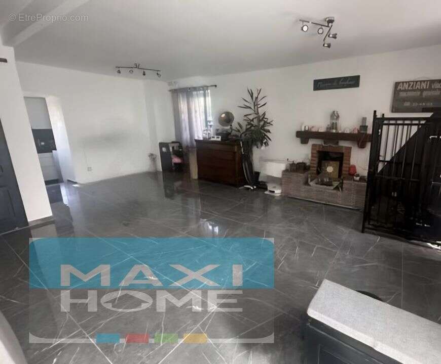 Maison à YSSINGEAUX