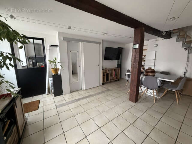 Maison à COMBRONDE