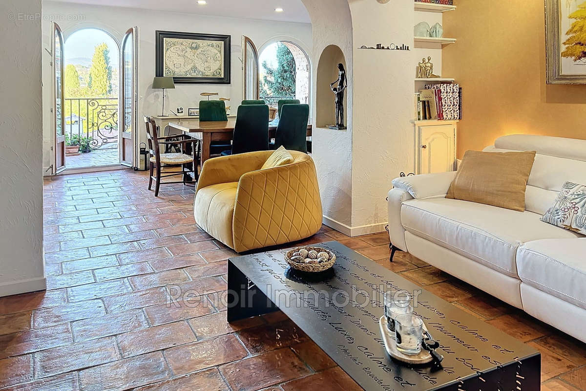 Appartement à CAGNES-SUR-MER