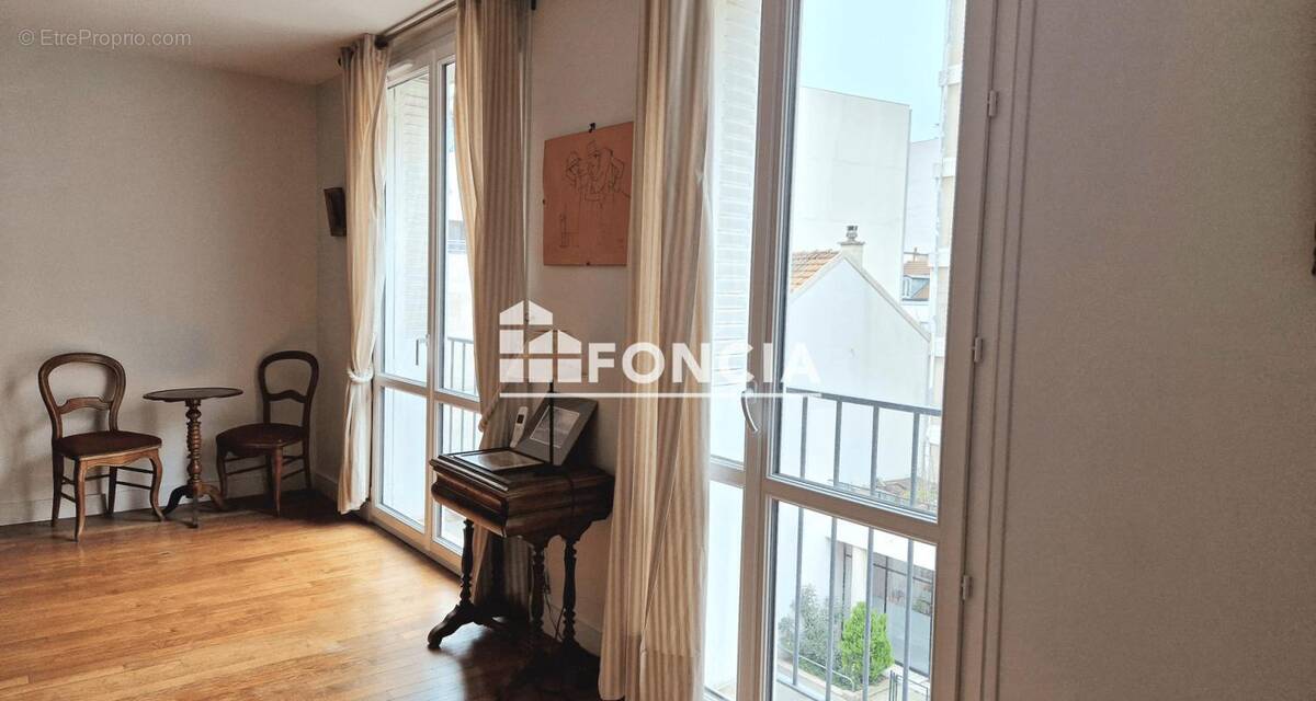 Appartement à PARIS-12E